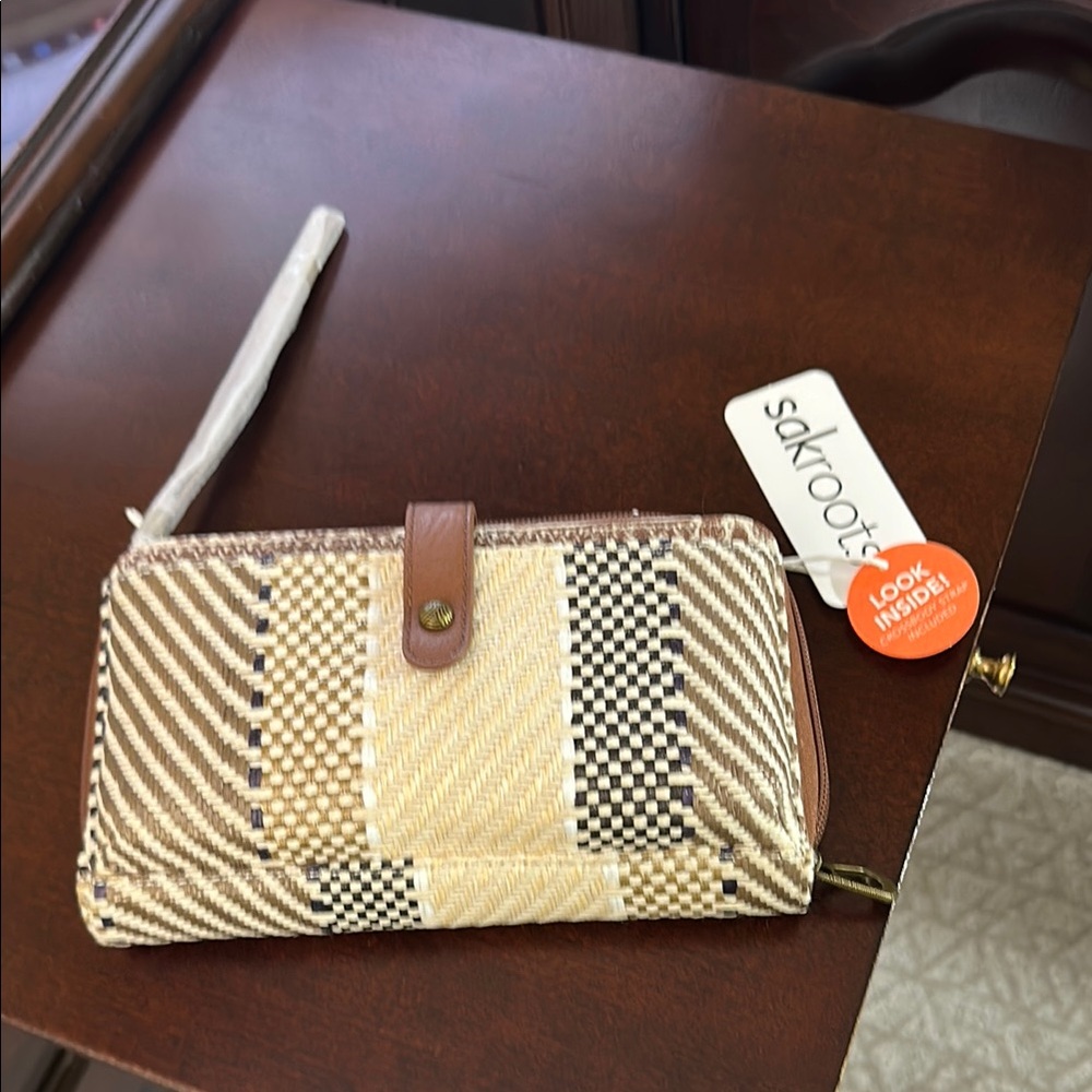 Sakroots Tan and Brown Chevron Wallet